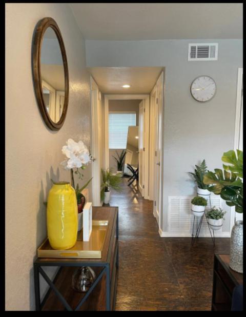 Evie'S Campus-Close 2 Bedroom Luxury Oklahoma City Ngoại thất bức ảnh