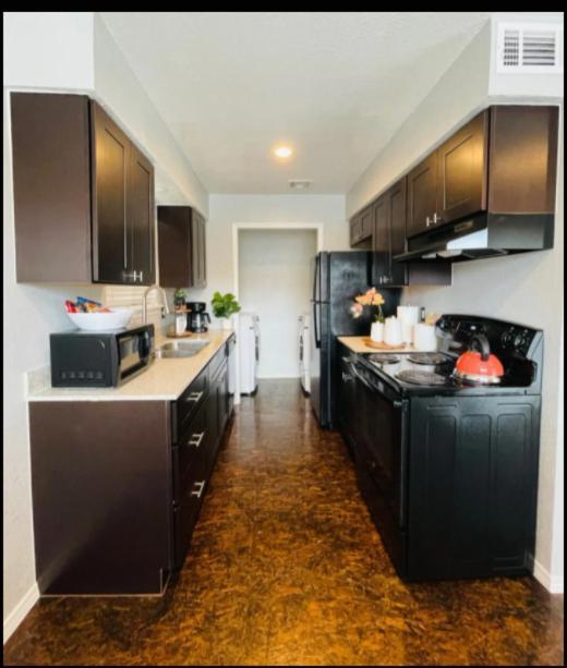 Evie'S Campus-Close 2 Bedroom Luxury Oklahoma City Ngoại thất bức ảnh