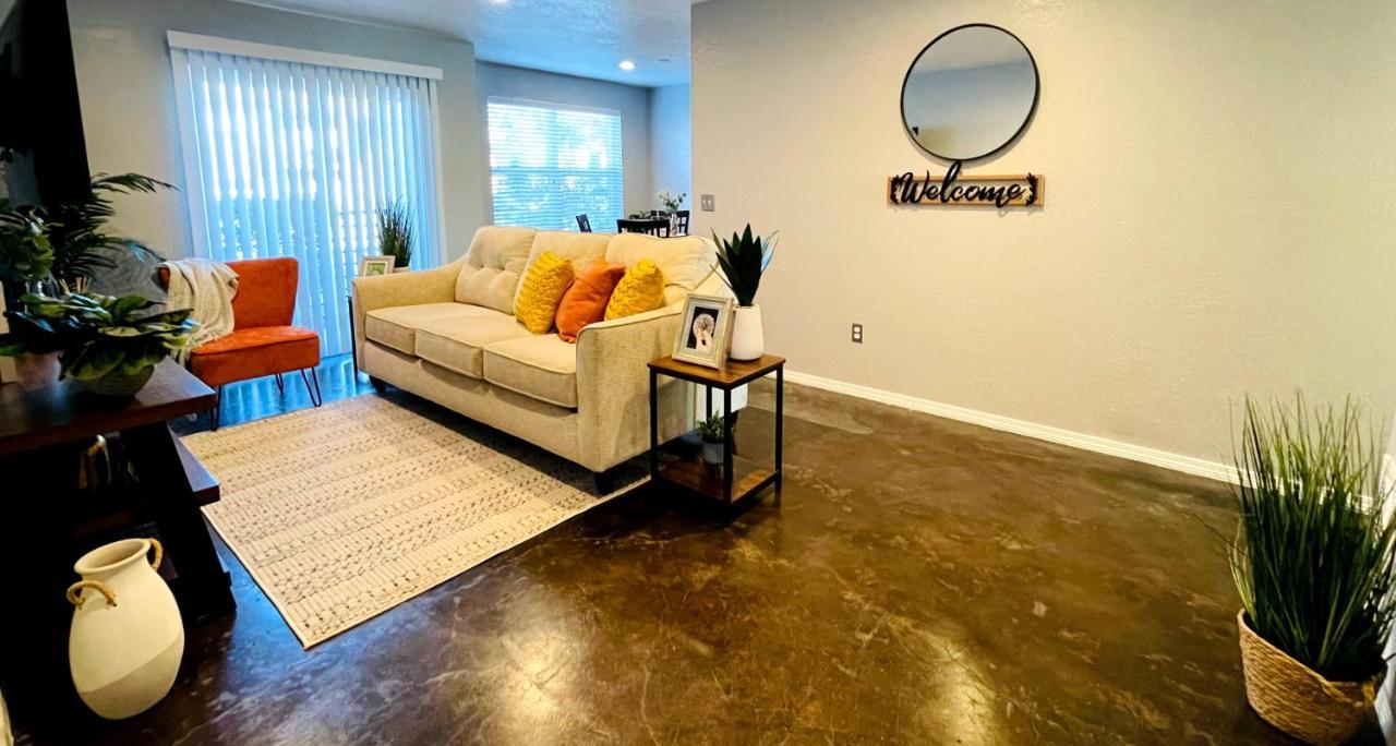 Evie'S Campus-Close 2 Bedroom Luxury Oklahoma City Ngoại thất bức ảnh