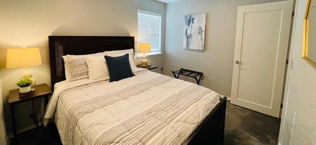 Evie'S Campus-Close 2 Bedroom Luxury Oklahoma City Ngoại thất bức ảnh